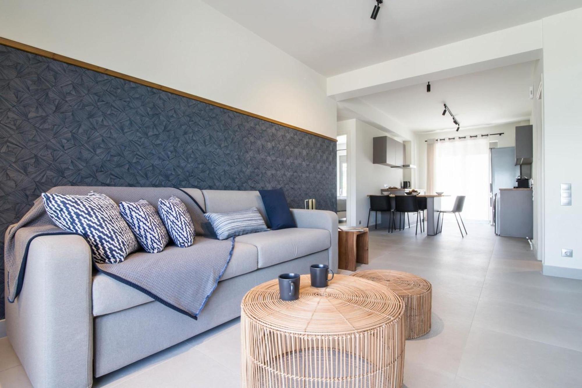 Blue Symphony Suites Apartments Nikiana Dış mekan fotoğraf