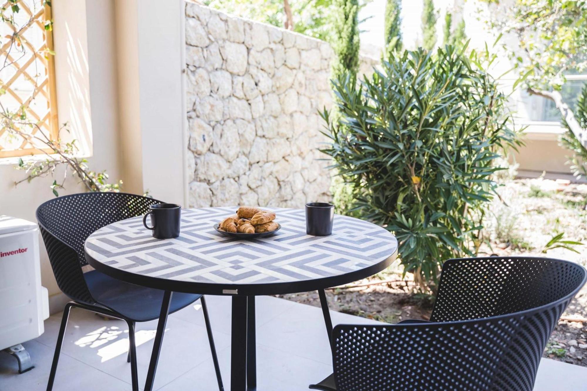 Blue Symphony Suites Apartments Nikiana Dış mekan fotoğraf