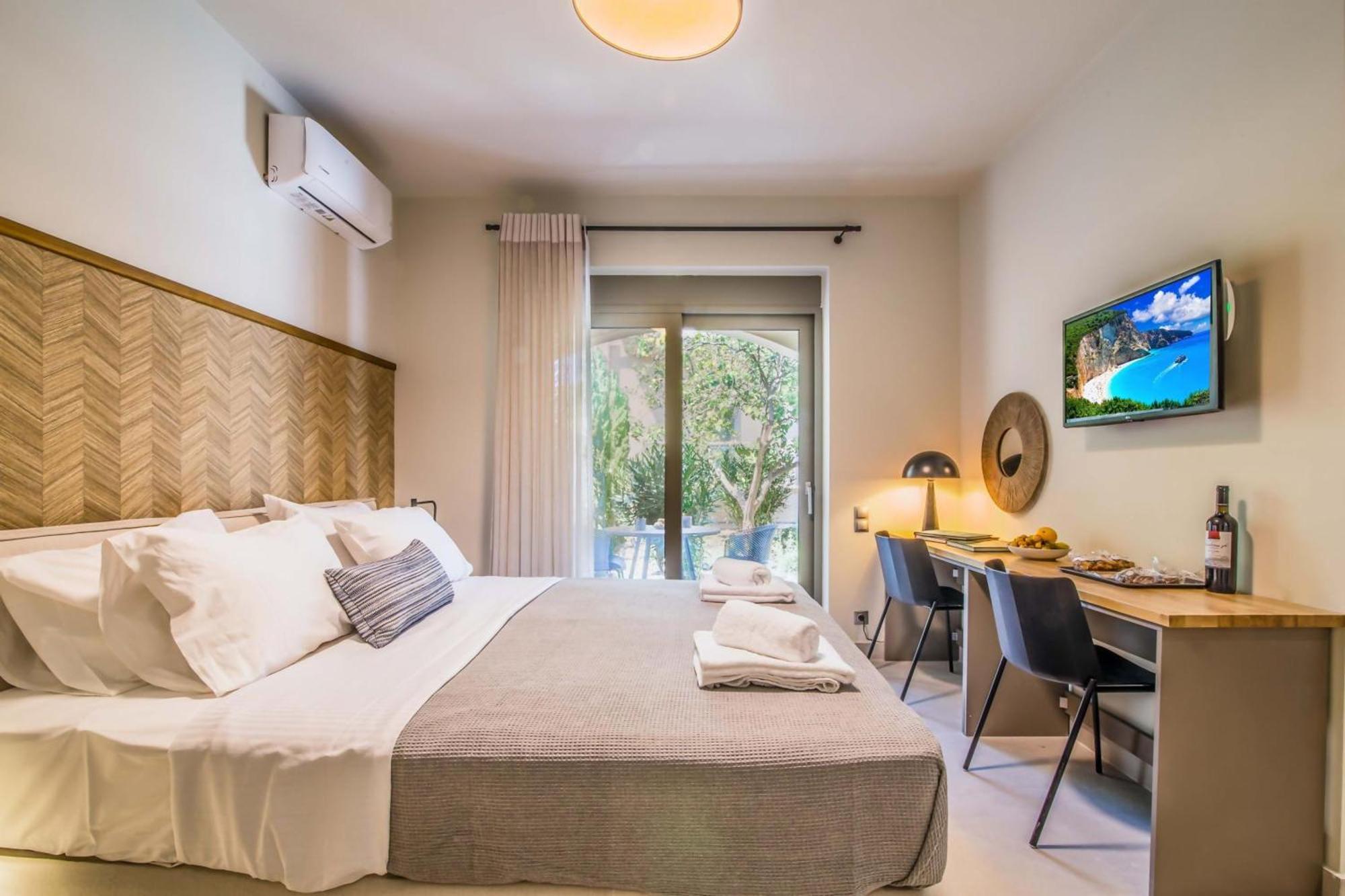 Blue Symphony Suites Apartments Nikiana Dış mekan fotoğraf