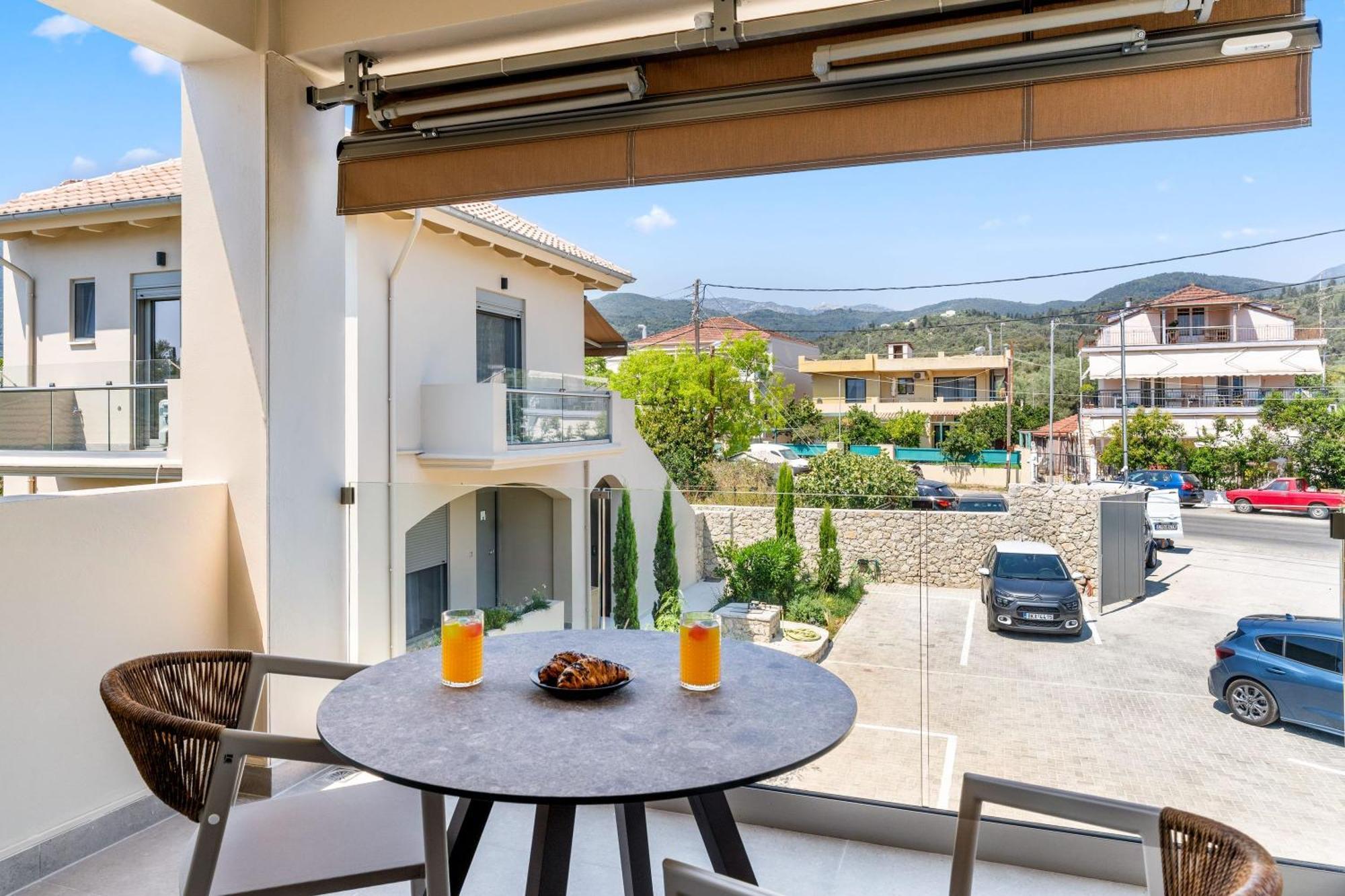 Blue Symphony Suites Apartments Nikiana Dış mekan fotoğraf