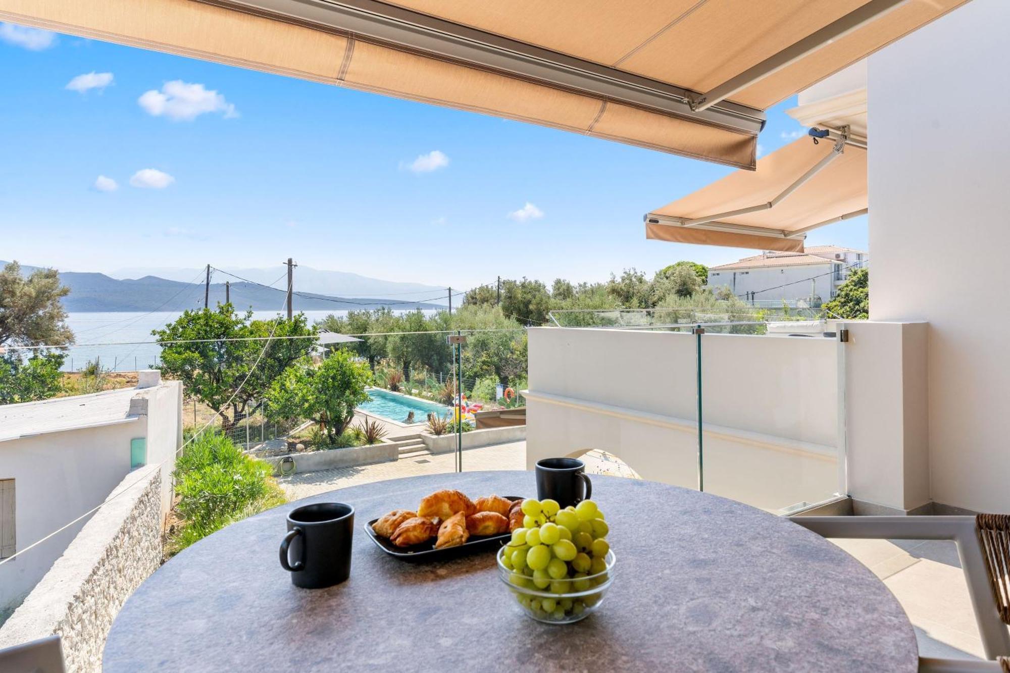 Blue Symphony Suites Apartments Nikiana Dış mekan fotoğraf